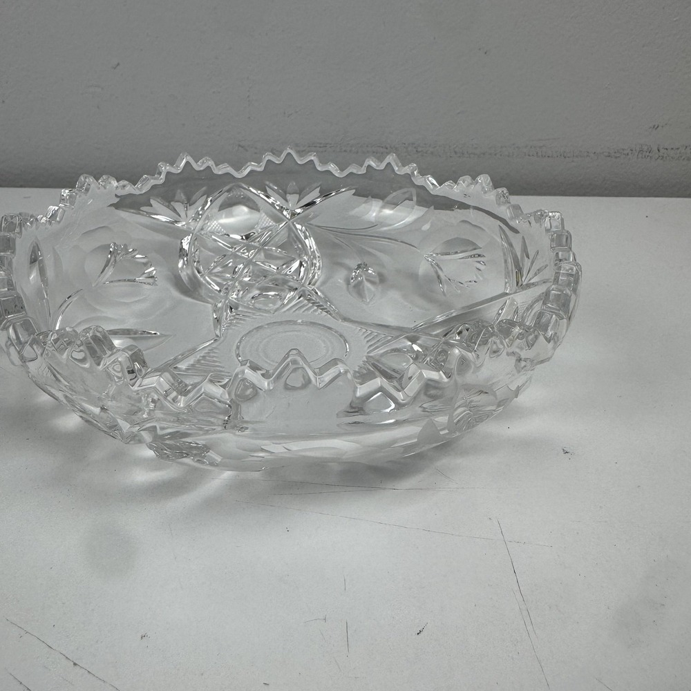 Vintage Clear‎ Cut Crystal Floral Serving Bowl Starburst Pattern Sawtooth Rim